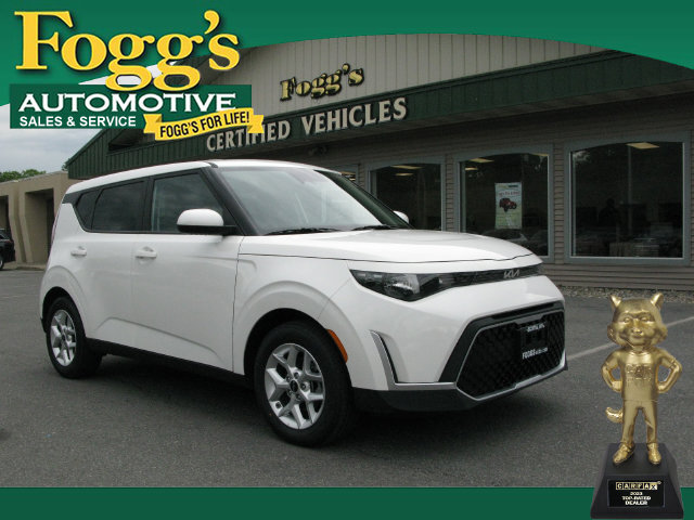 Used 2025 Kia Soul LX w/ LX Technology Package FWD image 1