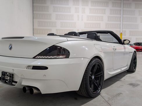 Used 2008 BMW M6 Convertible RWD image 15