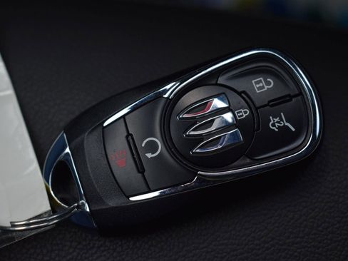Used 2024 Buick Envista Sport Touring w/ Convenience I Package FWD image 34