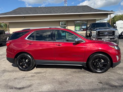 Used 2019 Chevrolet Equinox Premier FWD image 6