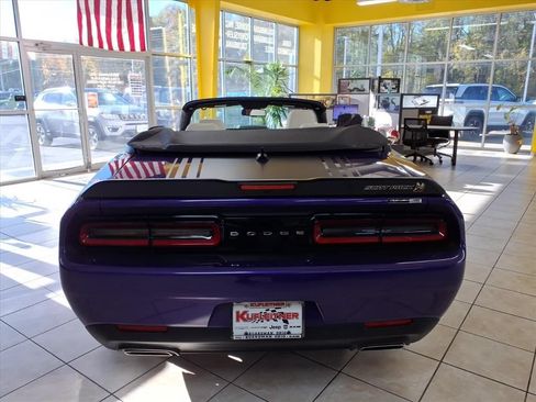 New 2023 Dodge Challenger R/T Scat Pack w/ Plus Package RWD image 2