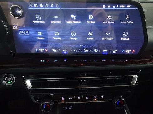 New 2026 Chevrolet Traverse Z71 w/ Driver Confidence Package AWD/4WD image 15