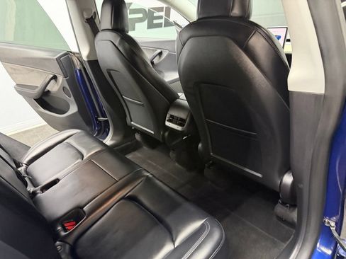 Used 2021 Tesla Model Y Long Range AWD/4WD image 44