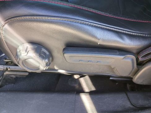 Used 2018 Jeep Wrangler Unlimited Rubicon image 21