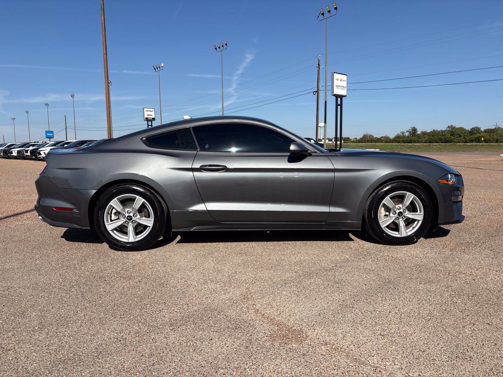 Used 2023 Ford Mustang Coupe RWD image 7