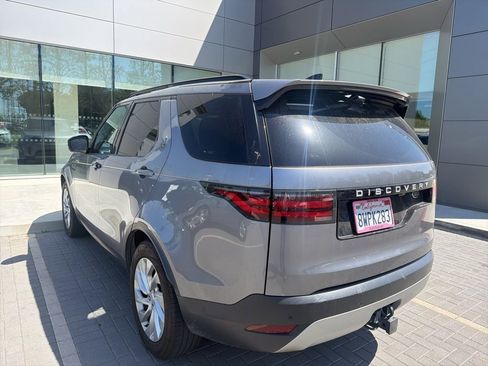 Used 2021 Land Rover Discovery S AWD/4WD image 10