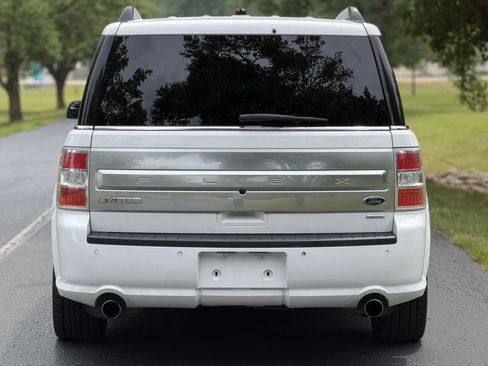 Used 2018 Ford Flex Limited w/ Equipment Group 303A AWD/4WD image 6