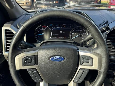 Used 2018 Ford F250 Lariat w/ Lariat Ultimate Package AWD/4WD image 9