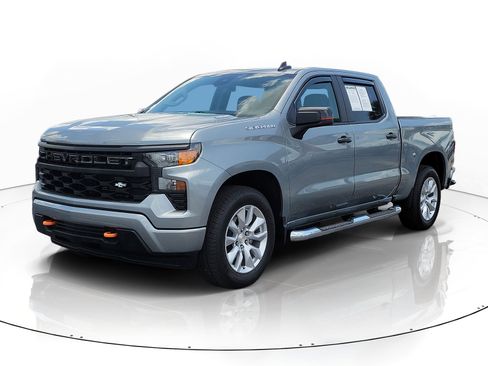 Used 2026 Chevrolet Silverado 1500 Custom RWD image 3