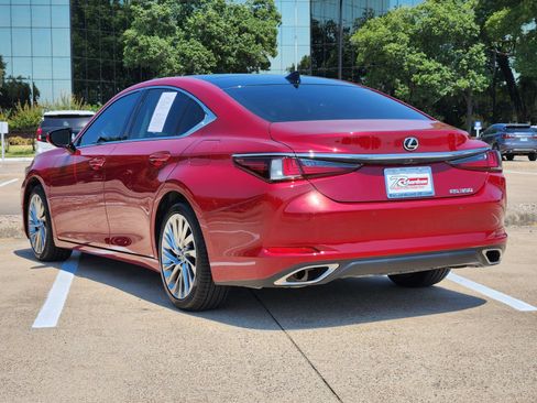 Used 2021 Lexus ES 350 Ultra Luxury w/ Accessory Package 2 FWD image 4
