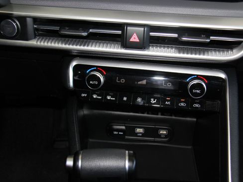 Used 2024 Kia K5 GT-Line w/ GT-Line Premium Package FWD image 18