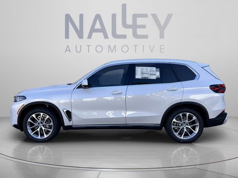 Used 2026 BMW X5 sDrive40i w/ Premium Package RWD image 3