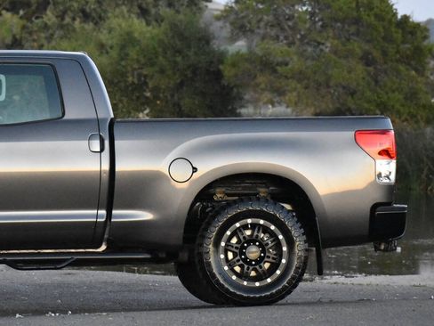 Used 2012 Toyota Tundra 4x4 Double Cab w/ Tow Pkg image 29
