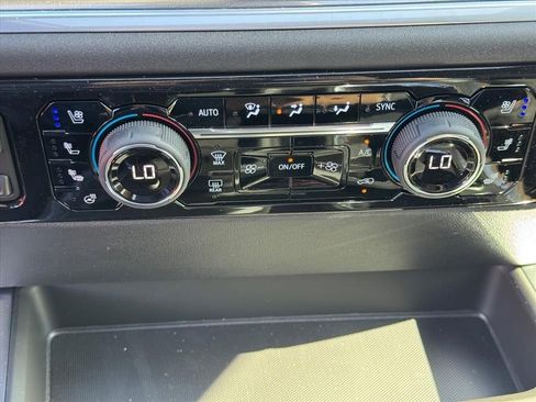 New 2026 Chevrolet Silverado 1500 High Country AWD/4WD image 20