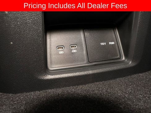 Used 2025 Volkswagen Atlas Cross Sport SEL R-Line AWD/4WD image 8