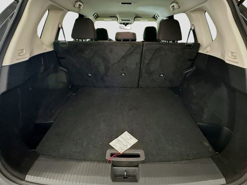 Used 2023 Nissan Rogue S image 29