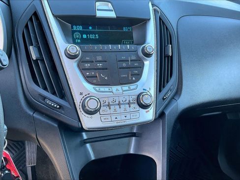 Used 2014 Chevrolet Equinox LS FWD image 32