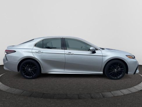 Used 2024 Toyota Camry XSE image 4