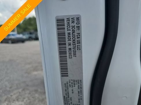 Certified 2025 Jeep Compass Limited w/ Sun & Sound Group AWD/4WD image 30