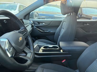 Used 2025 Chevrolet Equinox LT
