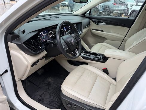 Used 2022 Buick Envision Essence w/ Technology Package I image 11