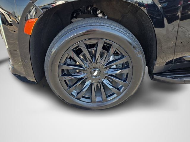 Certified 2024 Cadillac Escalade Premium Luxury AWD/4WD image 48