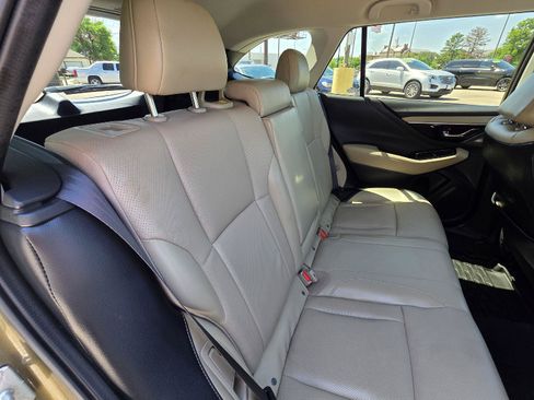 Used 2021 Subaru Outback Limited AWD/4WD image 28