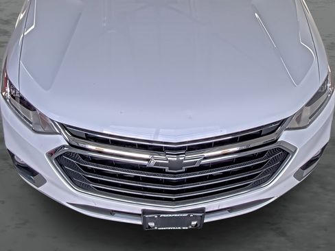 Used 2019 Chevrolet Traverse Premier image 16