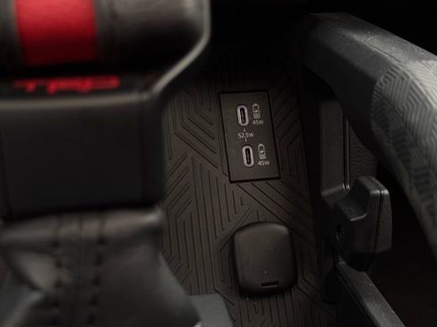 Used 2025 Toyota Tacoma TRD Pro image 31