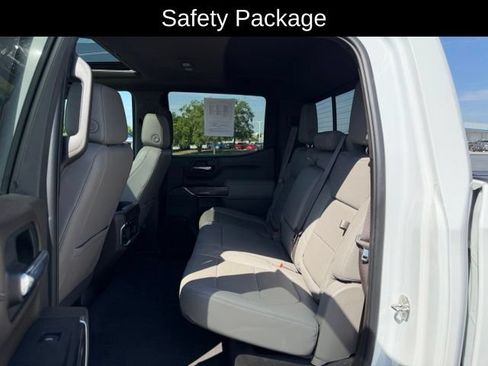 Used 2021 Chevrolet Silverado 1500 LTZ AWD/4WD image 9