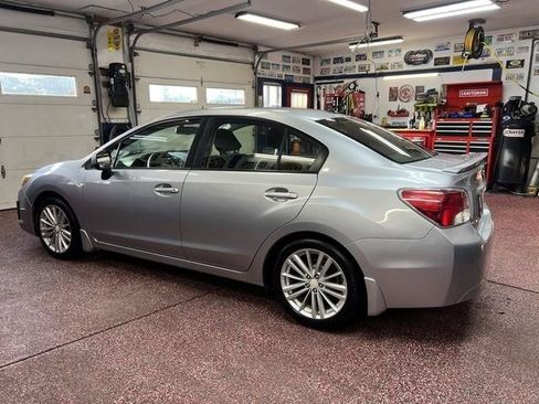 Used 2012 Subaru Impreza 2.0i Premium AWD/4WD image 2