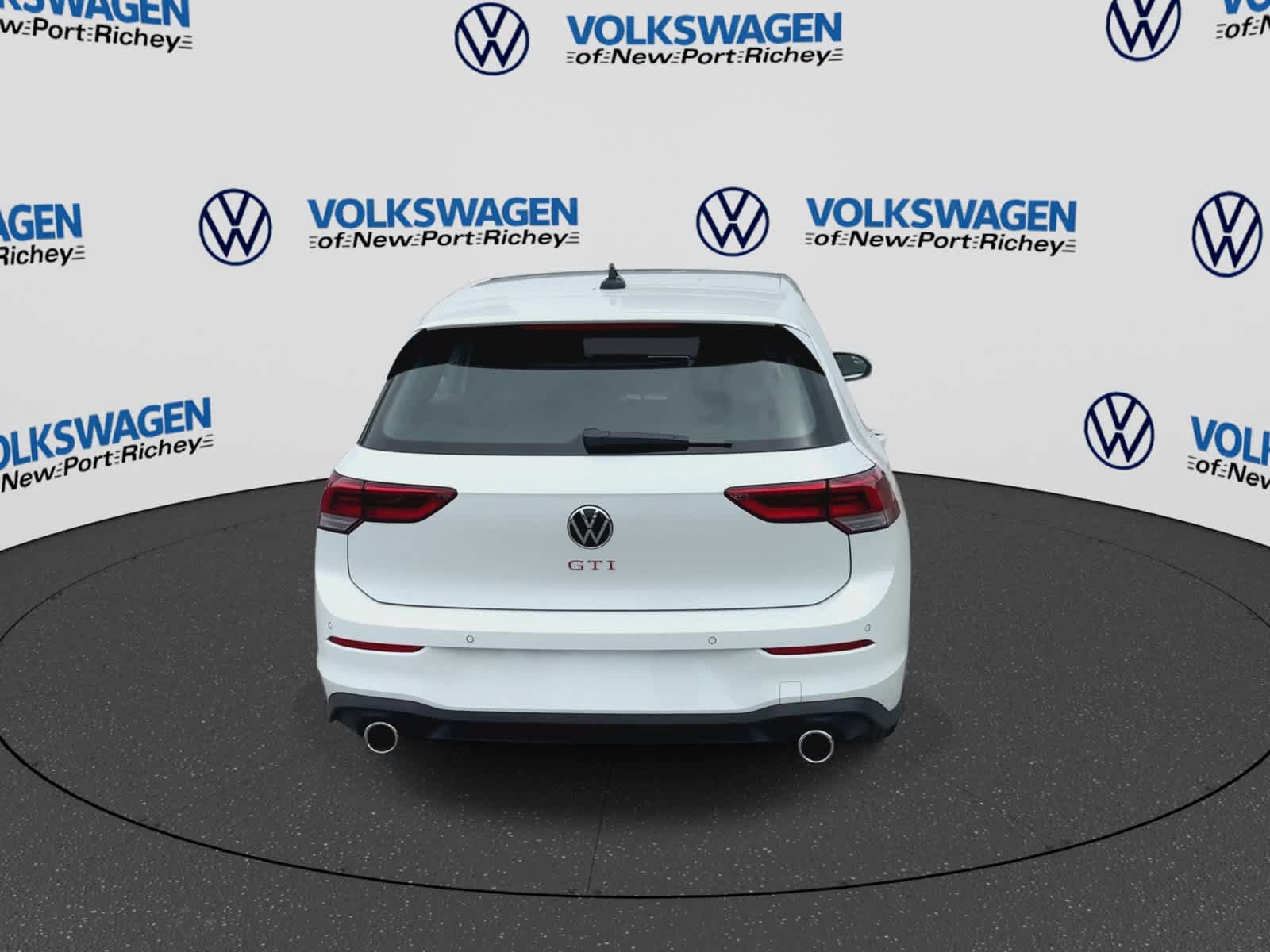 New 2026 Volkswagen GTI SE FWD image 7