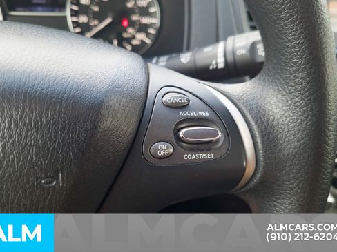 Used 2020 Nissan Pathfinder S image 12