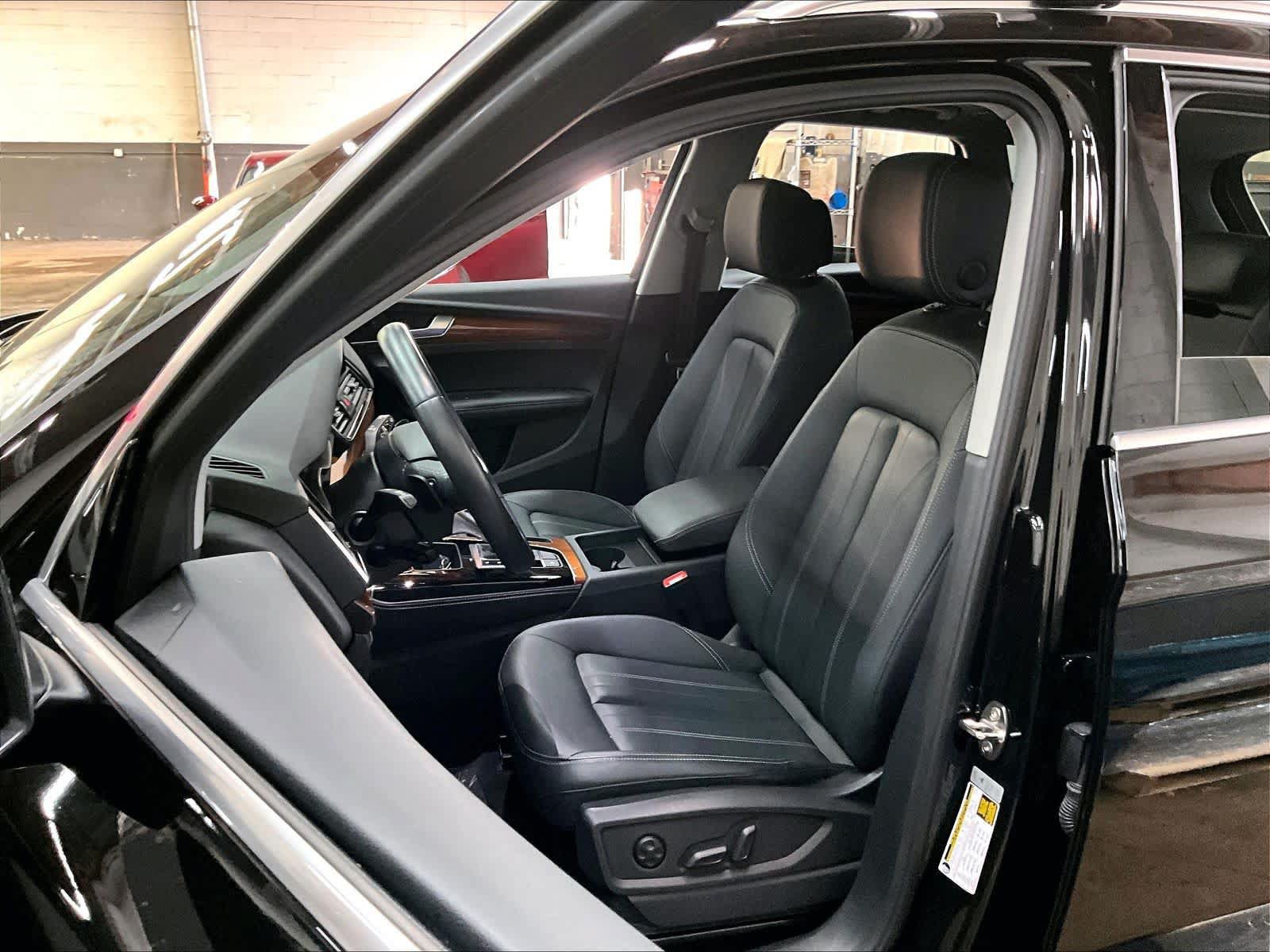 Used 2023 Audi Q5 2.0T Premium Plus AWD/4WD image 29