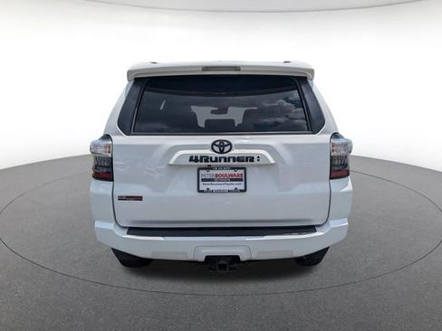 Used 2022 Toyota 4Runner SR5 RWD image 5