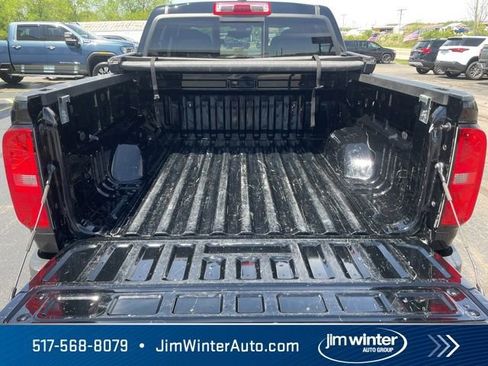 Used 2021 Chevrolet Colorado Z71 w/ Safety Package AWD/4WD image 12