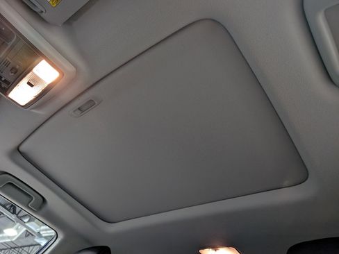 Used 2023 Toyota 4Runner Limited image 11