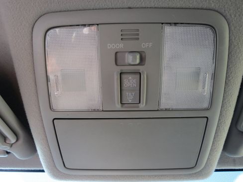 Used 2010 Toyota RAV4 Sport image 22