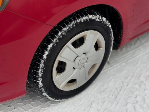 Used 2013 Honda Fit Hatchback 4D image 9