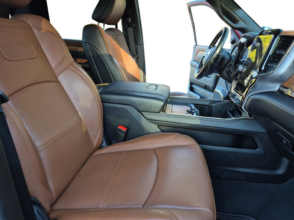 Used 2024 RAM 3500 Limited AWD/4WD image 15
