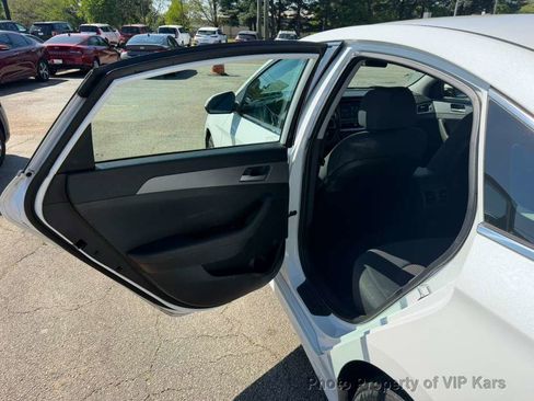Used 2019 Hyundai Sonata SE image 10