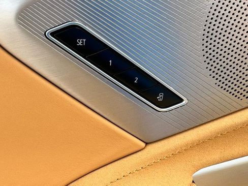 Used 2021 Chevrolet Corvette Stingray Premium Cpe w/ Z51 Performance Package image 15