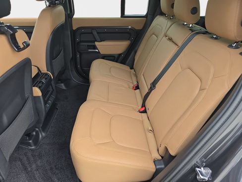 New 2026 Land Rover Defender 110 S AWD/4WD image 15