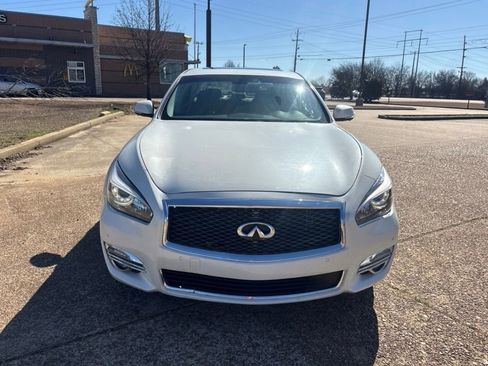 Used 2019 INFINITI Q70 L 5.6 w/ Sensory Package image 2