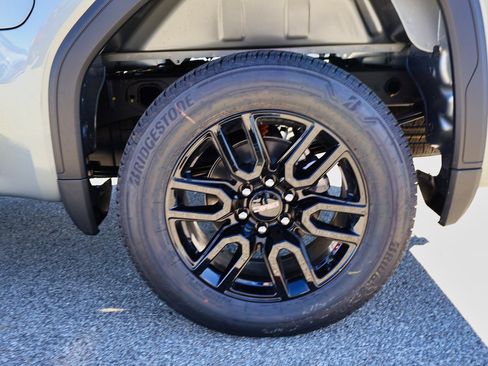 New 2026 GMC Sierra 1500 Elevation image 30