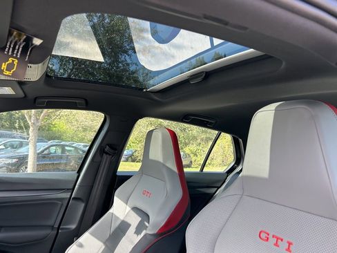 New 2026 Volkswagen GTI SE FWD image 21