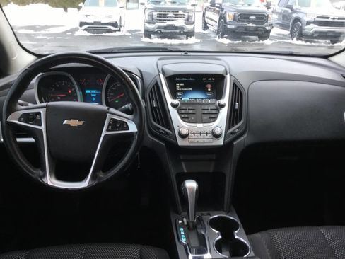 Used 2015 Chevrolet Equinox LT w/ Driver Convenience Package image 10