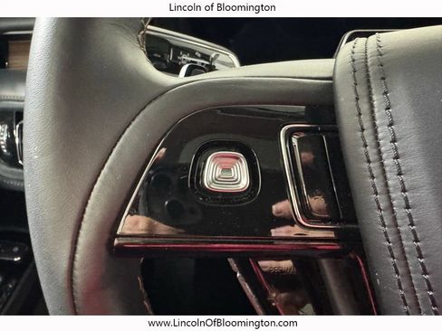 Certified 2025 Lincoln Aviator Reserve w/ Illumination Package AWD/4WD image 43