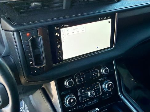 Used 2023 GMC Yukon Denali Ultimate image 28