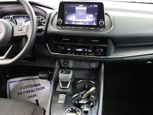Certified 2024 Nissan Rogue SV AWD/4WD image 21